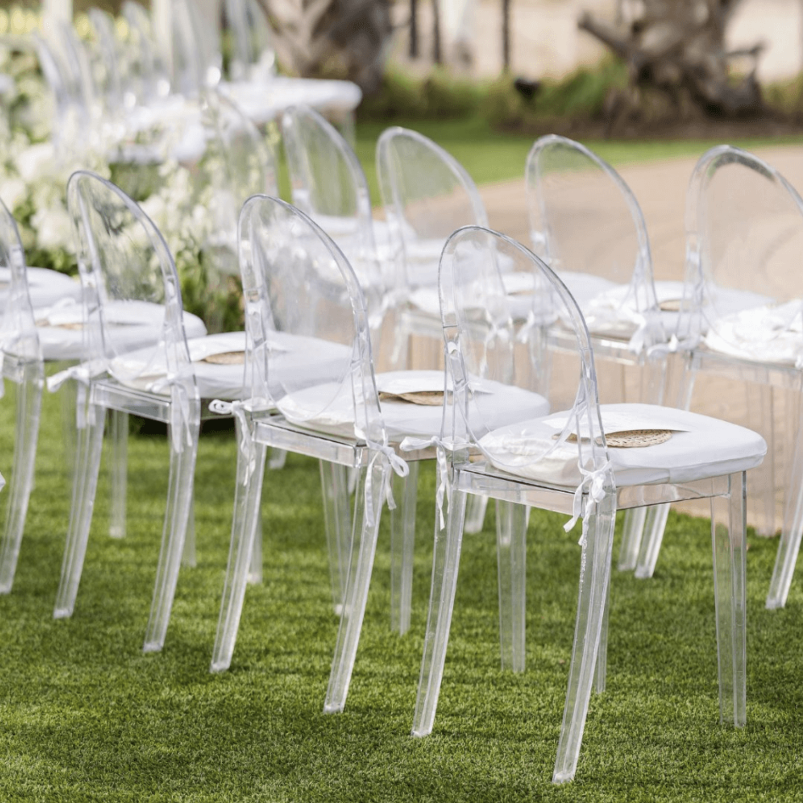 Scaune fantoma pentru nunti si evenimente